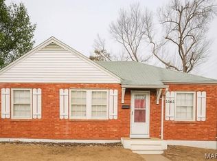 3585 Westridge Ln, Saint Ann, MO 63074