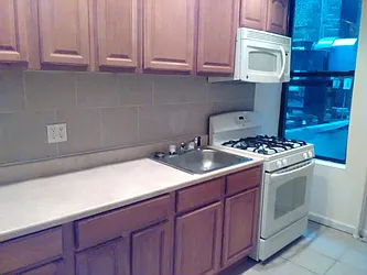 Rented by Jerry F Leazer LREB