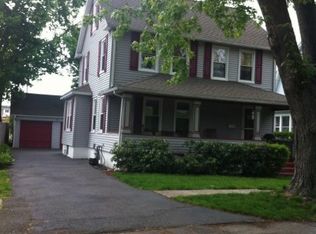 49 Redfield Rd, Fairfield, CT 06824