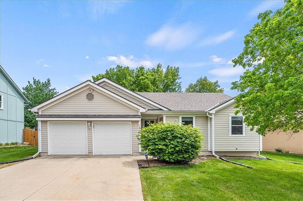 1605 NE Misty Ln, Lees Summit, MO 64086 Zillow