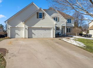 8674 Jody Cir S, Cottage Grove, MN 55016