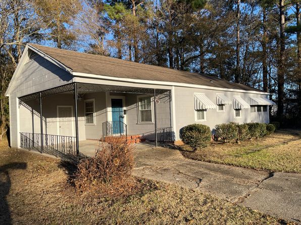 506 Emerald Ln