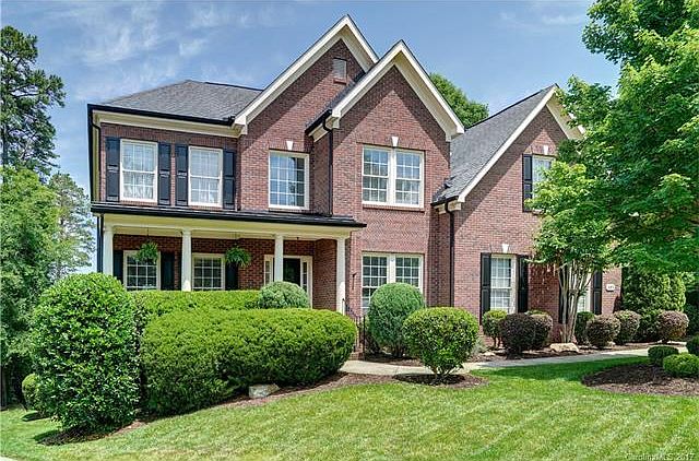 1st image of 307 Billings Pl #221
