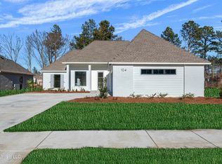 104 Hutto Ln, Madison, MS 39110