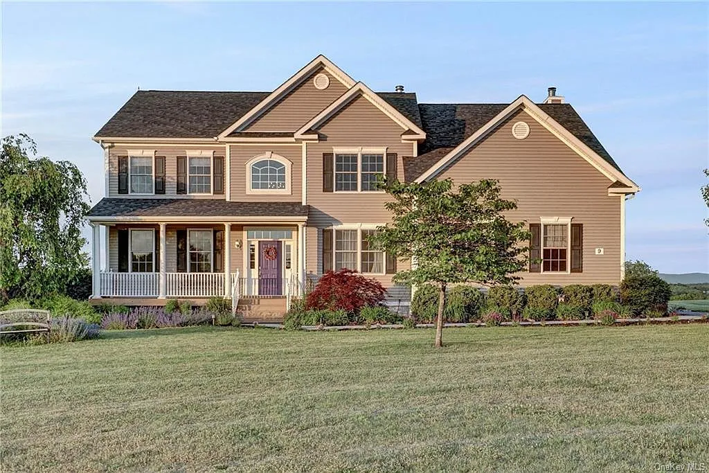 9 Brewster Ct photo 1