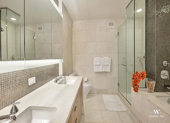 Sold by Warburg | media 44