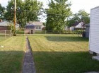 1921 Cherokee Rd, Fort Wayne, IN 46808