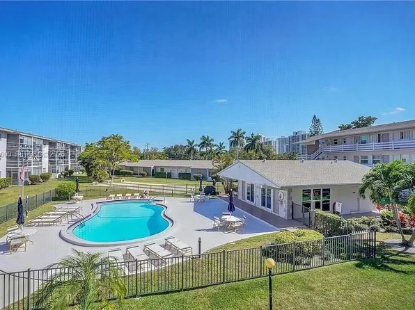 700 Layne Blvd APT 115, Hallandale Beach, FL 33009