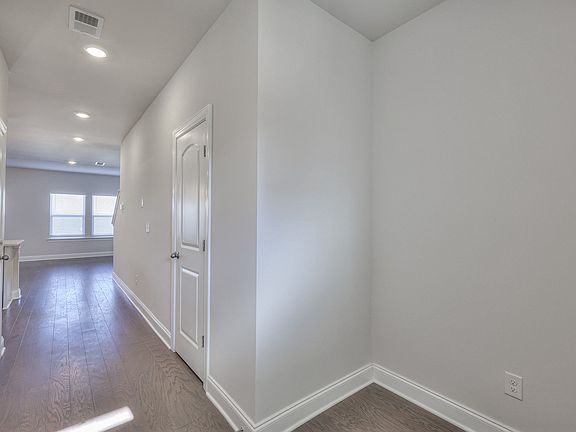 5th image of 4533 Skywood Ln Lot 258