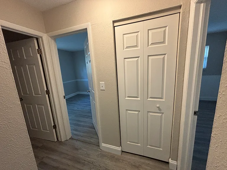 1117 Lewis St #1 — Photo 6