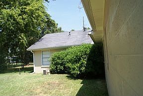 4th image of 719 Saint Maurice Ln