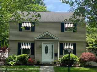 17 Grant Pl, Red Bank, NJ 07701