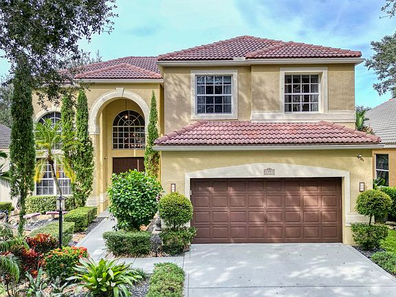3rd image of 6395 NW 78th Drive