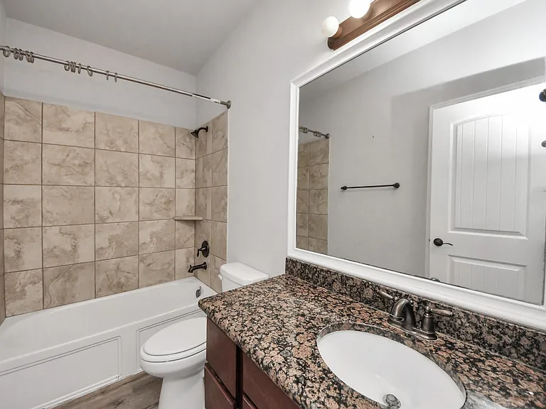 2310 Brett Ct — Photo 10
