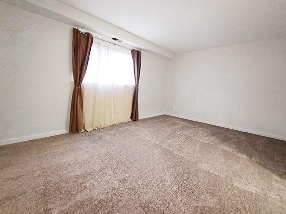 5th image of 204 Cork Ln APT T3