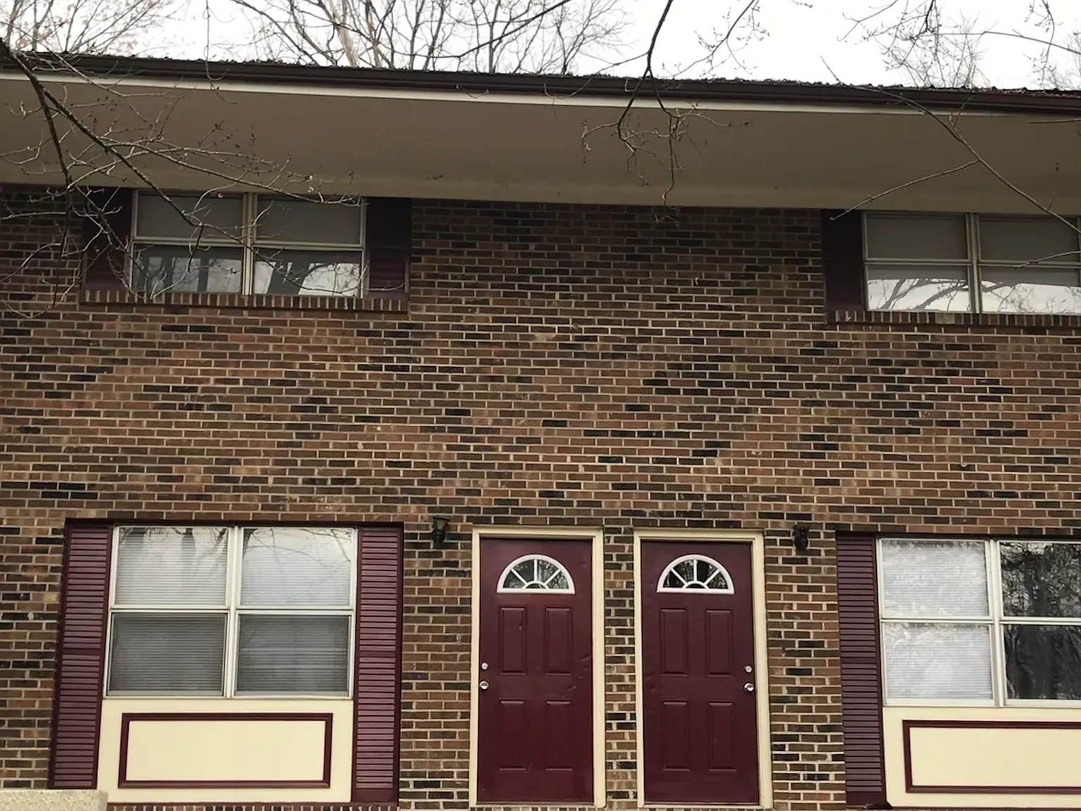 1415 Woodlawn Dr — Photo 1