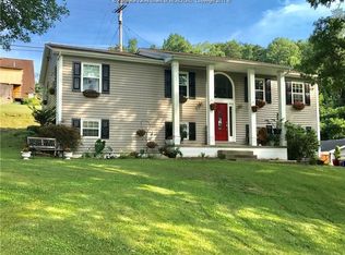 1800 Bills Crkrebecca Drive Rd, Winfield, WV 25213