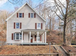 16 Woodside Ave, Seymour, CT 06483