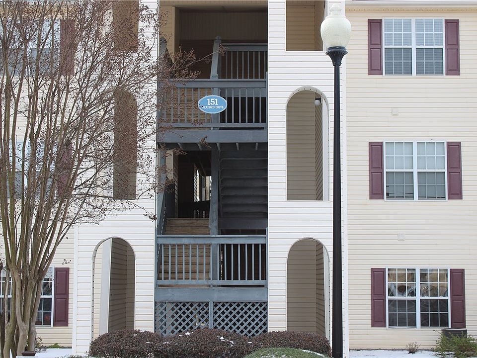 1st image of 151 Wexford Dr Unit 302