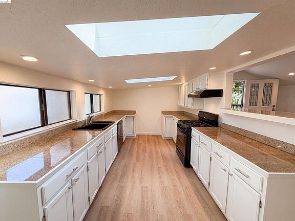 2nd image of 155 Estates Dr