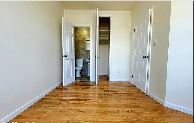 Rented by Farside Realty LLC | media 8