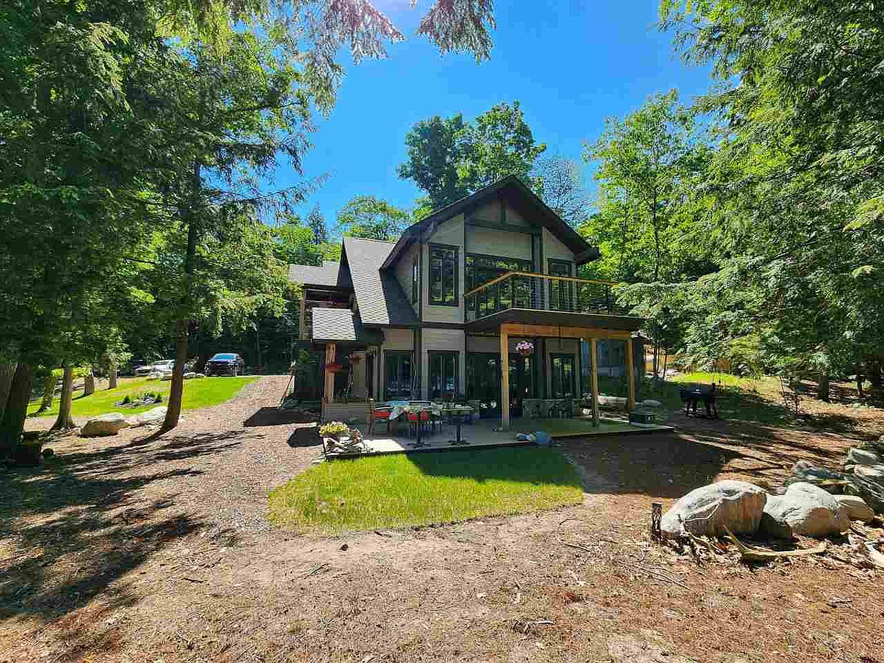 2823 Walden Rd, Harbor Springs, MI 49740 MLS 470944 Zillow