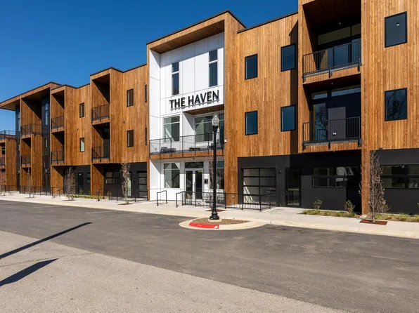 905 SE 4th St Unit 204, Bentonville, AR 72712