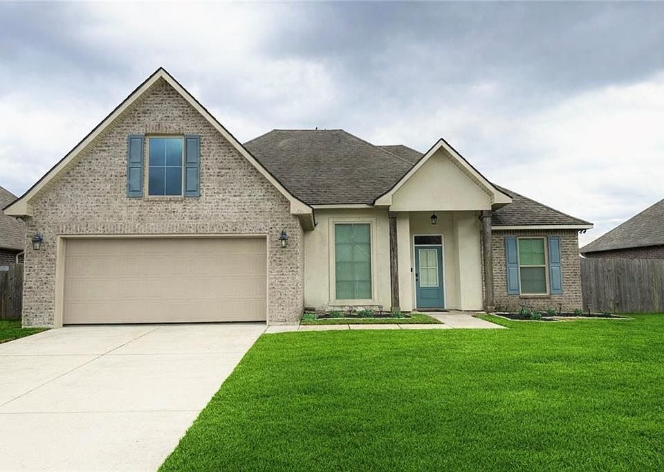 1st image of 751 Red Pine Dr