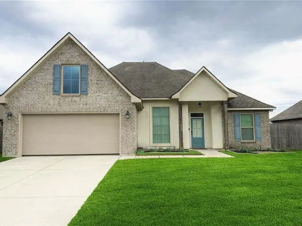 751 Red Pine Dr, Ponchatoula, LA 70454