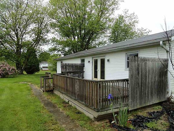 2nd image of 2010 E Nixon Dr