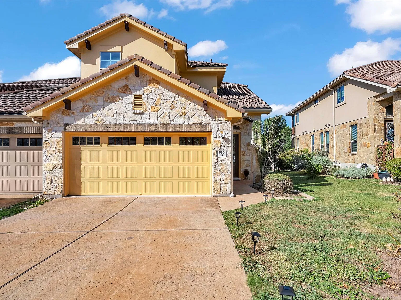 4 bed, 2.5 bath, 2325 sqft, $3,099 — Photo 1