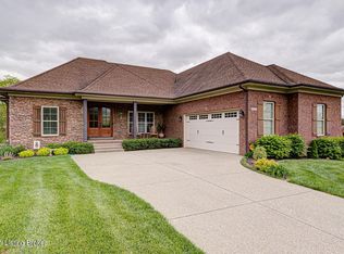 1414 Shakes Creek Way, Fisherville, KY 40023