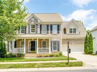 14307 Harvington Dr, Huntersville, NC 28078