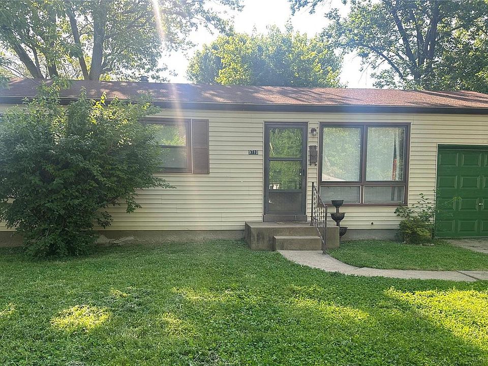 1st image of 9710 Calumet Dr