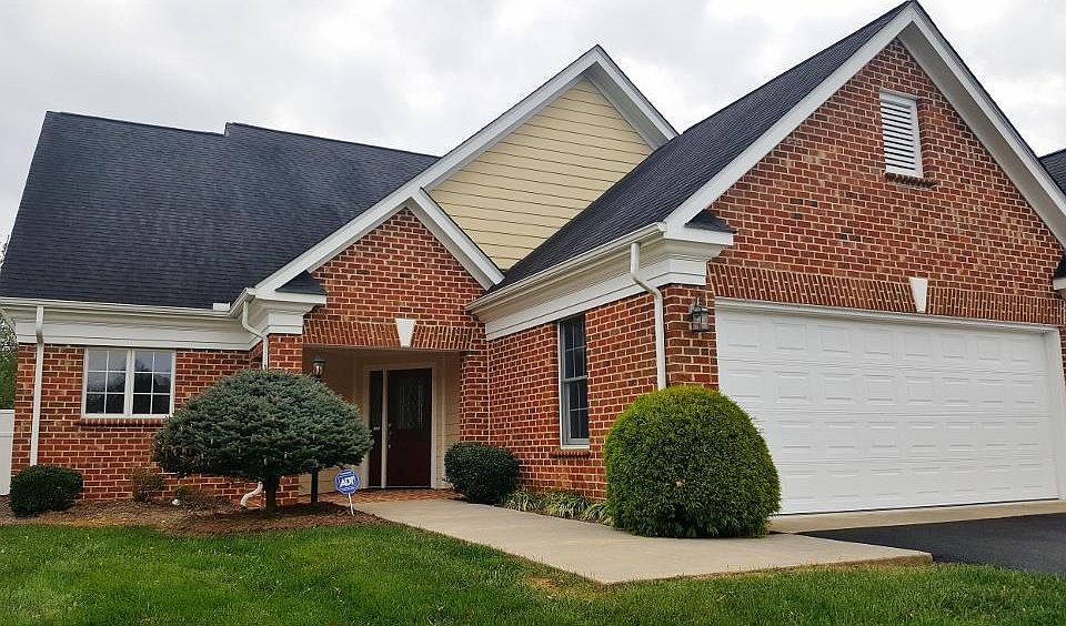 1st image of 12 Haven Oak Ct