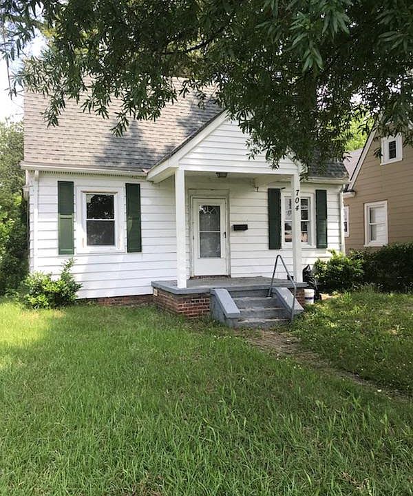 1st image of 704 E Brookland Park Blvd