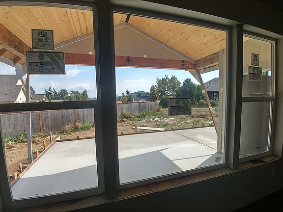 covered back porch