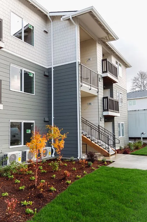 Walnut Trail Apartments — Photo 3