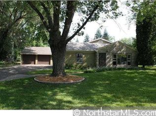 699 Berwood Ave, Saint Paul, MN 55127