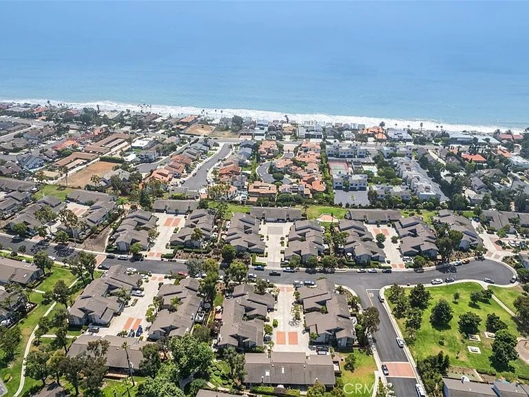3386 Calle La Veta — Photo 48