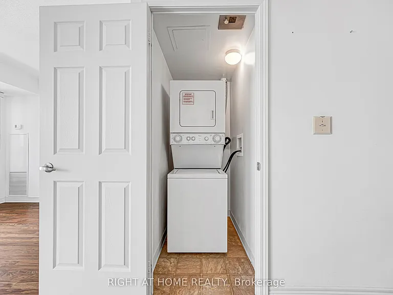 208 Enfield Pl #2902 — Photo 7