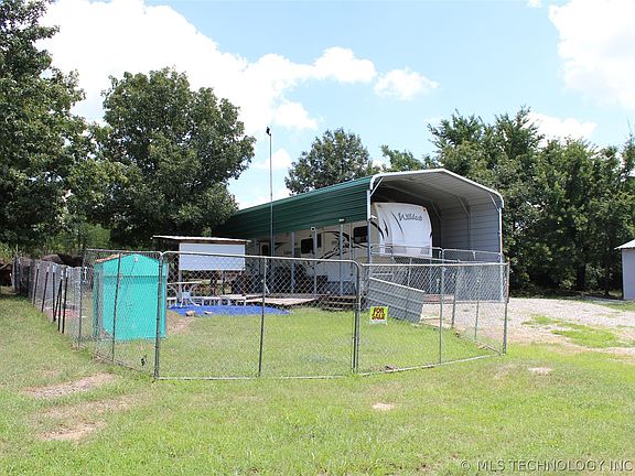 3rd image of 111 Alder Rd