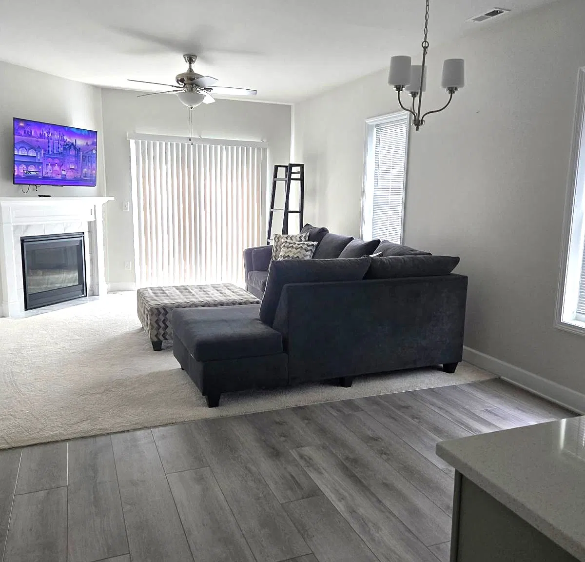 3 bed, 2.5 bath, 1755 sqft, $2,900 — Photo 3