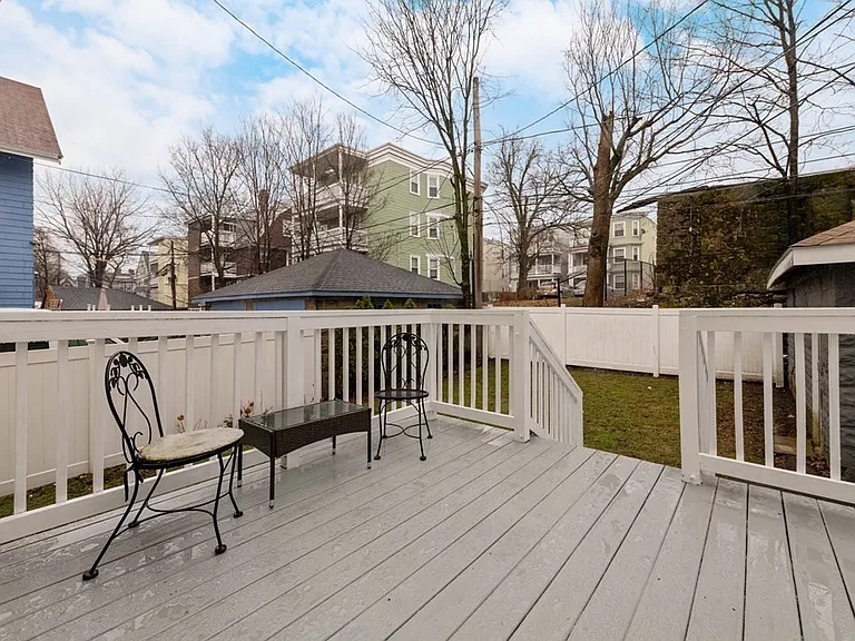 30 Larchmont St #1 — Photo 13