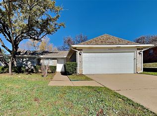 3405 Vine Rdg, Bedford, TX 76021