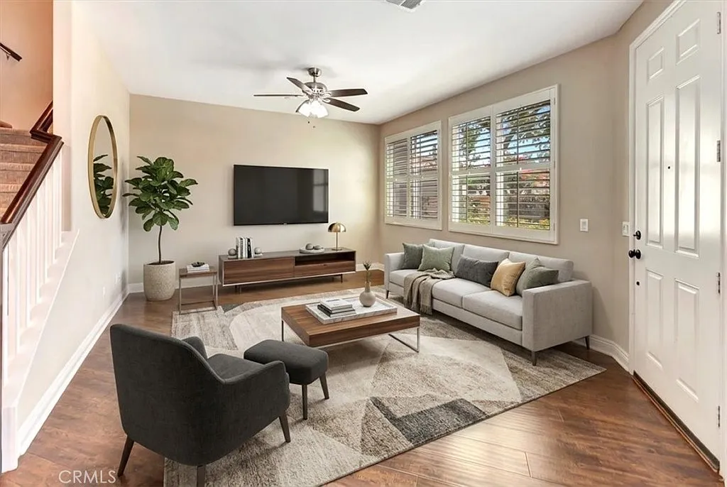 3 bed, 2.5 bath, 1700 sqft, $4,175 — Photo 4
