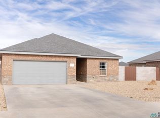 316 Almond Tree Ln, Clovis, NM 88101