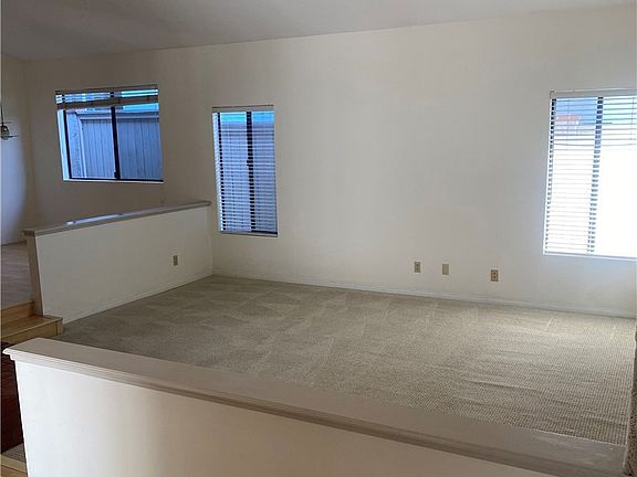 2nd image of 1204 Elm Ave