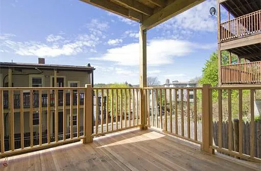 20 Fisher Ave #1 — Photo 5