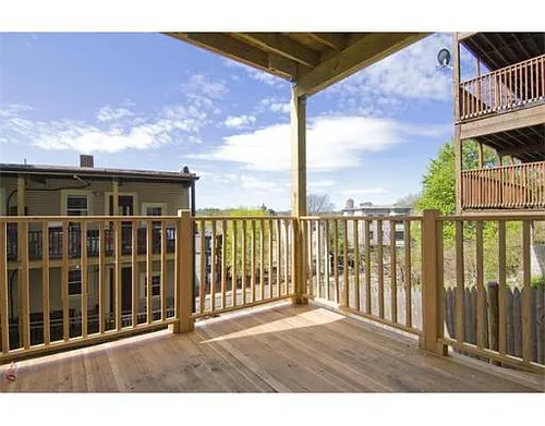 20 Fisher Ave Photo 1